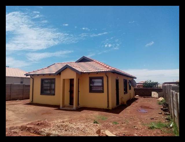 3 BEDROOM HOUSE FOR SALE IN REIGERPARK